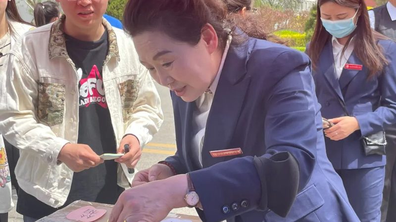 广告传媒公司服务流程揭秘：从策划到投放的全方位解析
