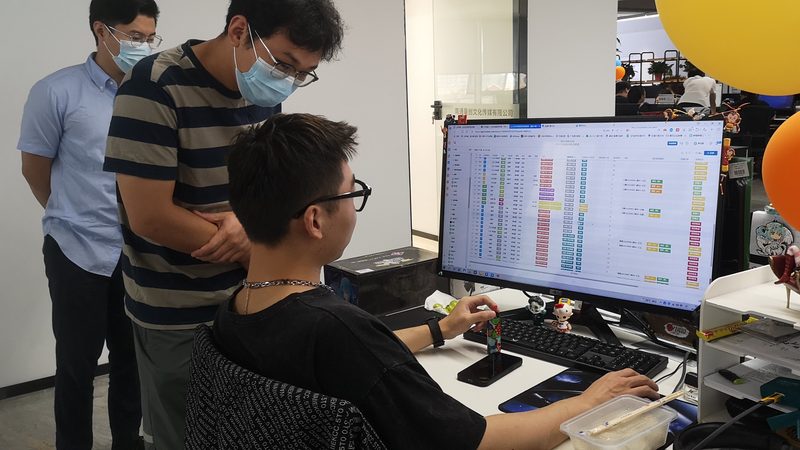以某知名企业为例，该企业在选择品牌策划公司时，对比了以下几家：